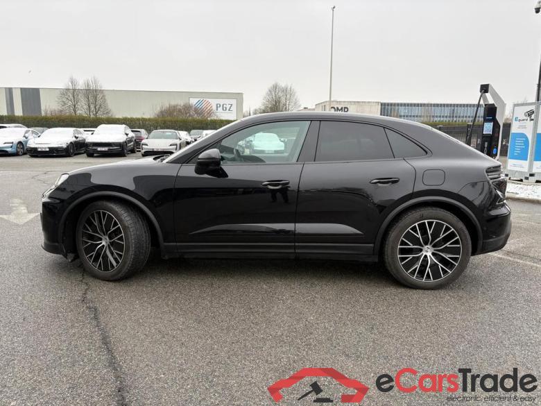 PORSCHE e-Macan Macan 4 #5