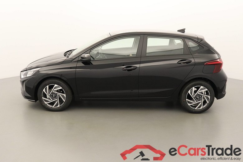 Hyundai i20 Smart 1.2 GASOLINE 79hp #4