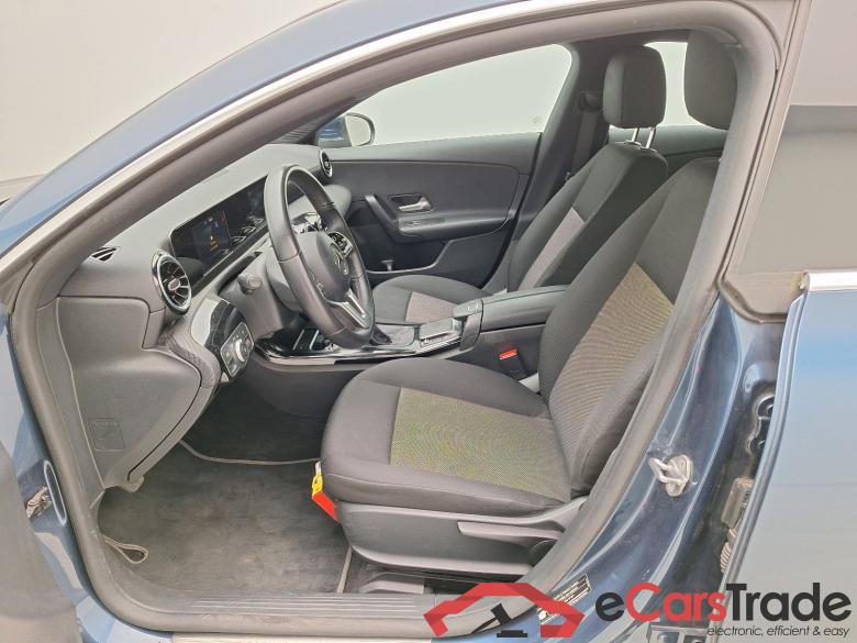 Mercedes, CLA-Class SB '19, Mercedes-Benz CLA Shooting Brake CLA 200 5d #3