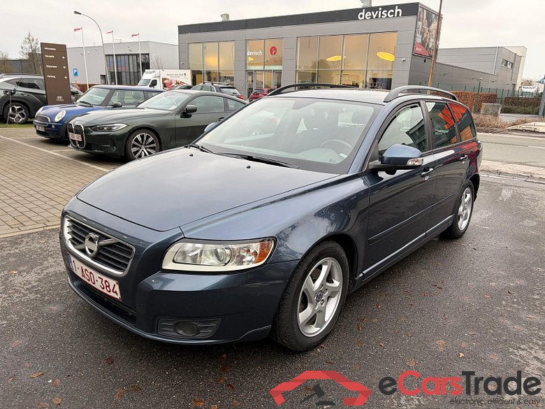 Volvo V50 1.6D Momentum 1/2 Leather Klima PDC ... #1