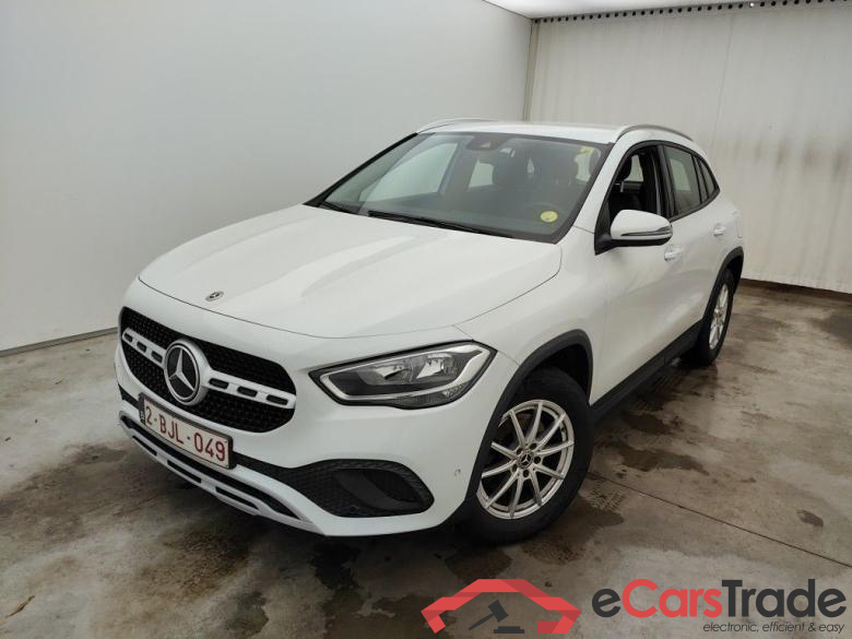 Mercedes-Benz GLA GLA 180 d Business Solution Essential 5d