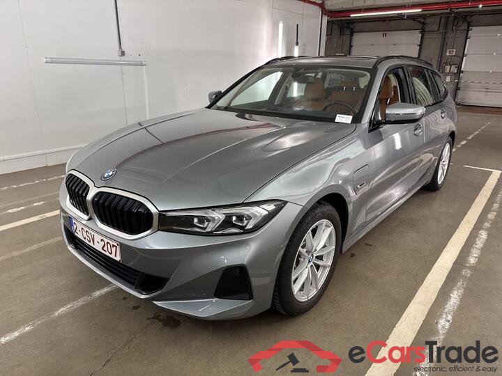BMW 3 Reeks Touring 3 Reeks Touring 320e (150 kW) (PHEV) 150kW/204pk  5D/P Auto-8 #1