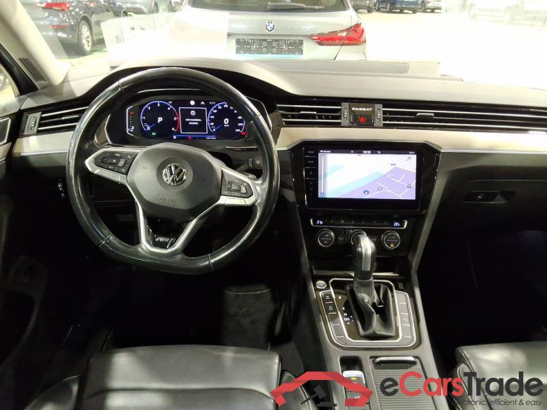 VOLKSWAGEN PASSAT VARIANT DIESEL - 2019 2.0 TDi SCR Elegance Business DSG #6