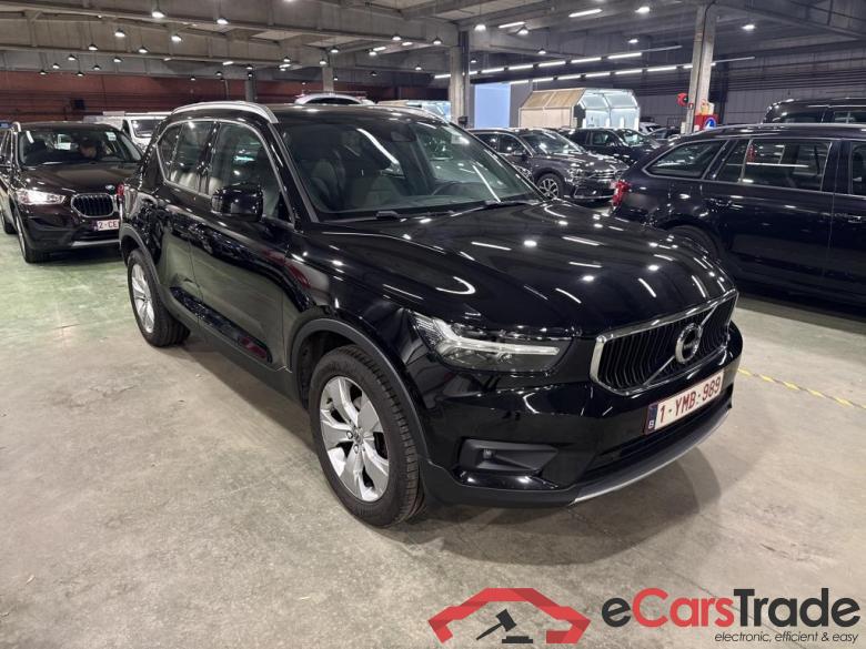 VOLVO XC40 1.5 T3 MOMENTUM PRO #2