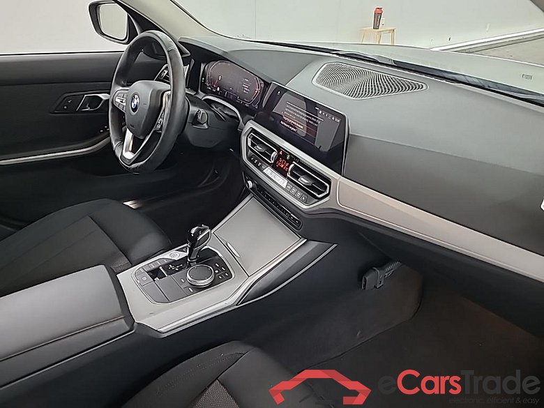 BMW 3-serie Touring 318iA Business Edition 5D 115kW #6