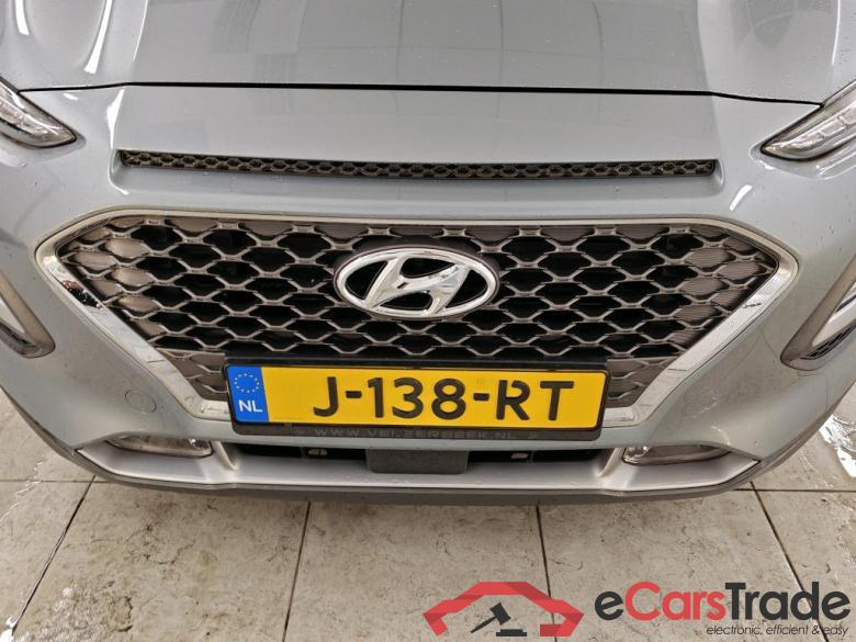 Hyundai KONA 1.6 GDI HEV Fashion 5d #5