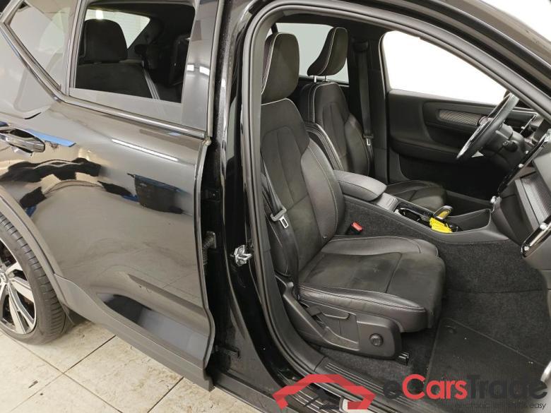 Volvo XC40 Recharge P8 AWD R-Design 5d + Pano #3