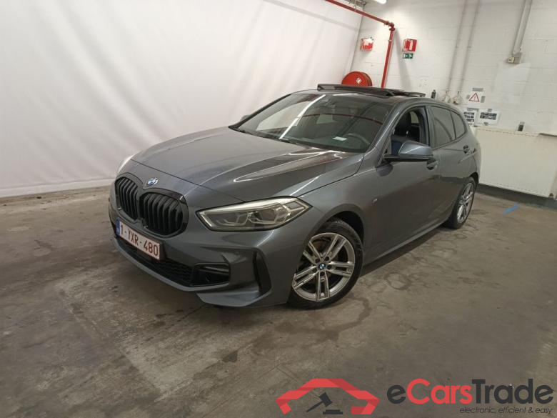 BMW 1 Reeks Hatch 116dA (85 kW) 5d