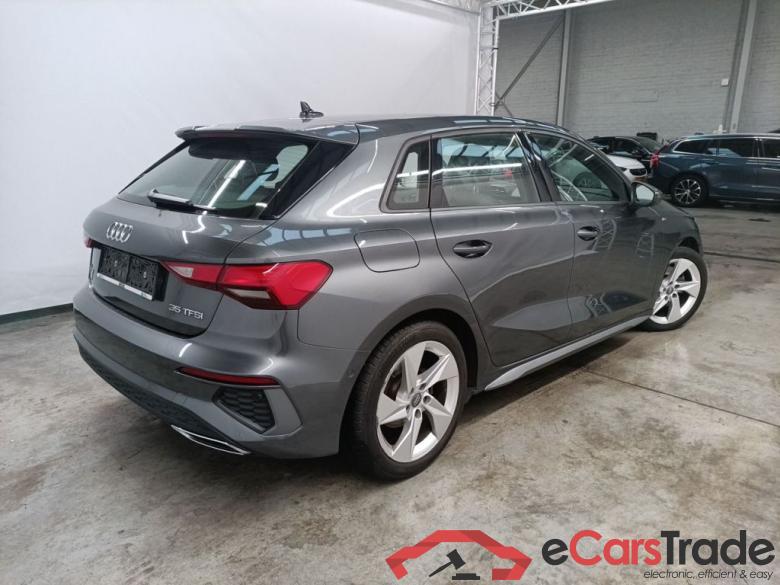 Audi A3 Sportback 1.5 35 TFSi 110kW S tronic S line 5d #2