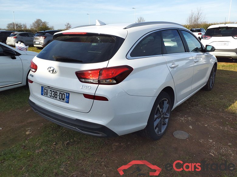 HYUNDAI i30 1.0 T-GDI SW 120cv 48V-Mildhybrid Creative DCT7 #3