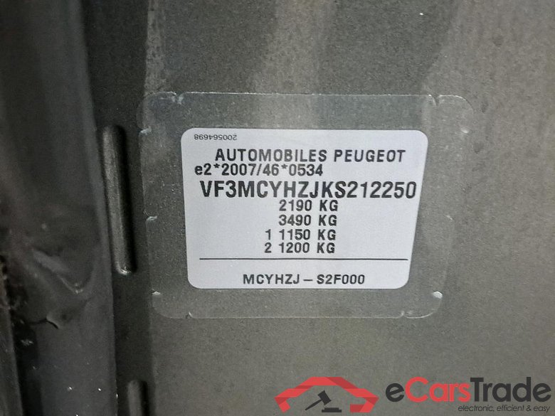 PEUGEOT - PEU 5008 BlueHDi 130PK Active With Two Removable Seats & Connect #6