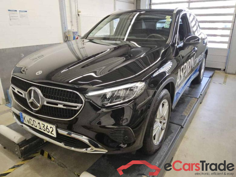 Mercedes-Benz GLC (BM 254)(06.2022->) DE - SUV5 GLC 200 EU6d, Avantgarde 4Matic (EURO 6d), 2022 - 2024