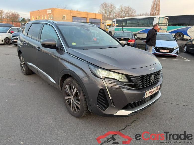 PEUGEOT 5008 1.5 BlueHDi Allure #2