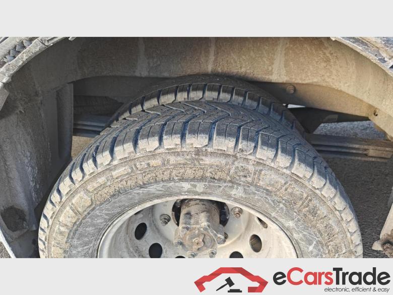 VOLKSWAGEN Crafter 50 Fourgon Mwb Crafter 50  Wheelbase: 3640 mm Engine: 2,0 l TDI EU6 SCR BlueMotion Technology 130 kW Gearbox: #6