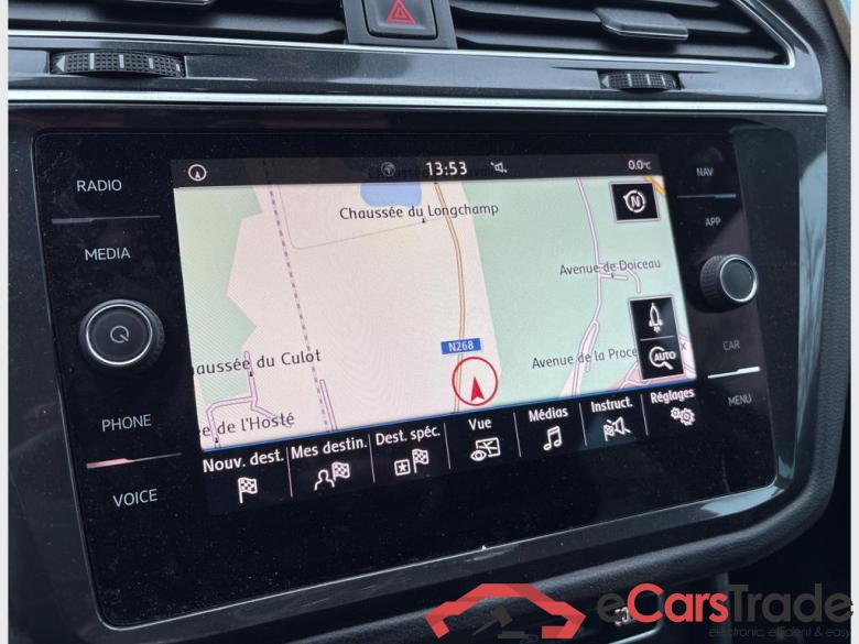 VOLKSWAGEN Tiguan 1.4 TSI ACT 110 kW (150 ch) 6 vitesses DSG #4