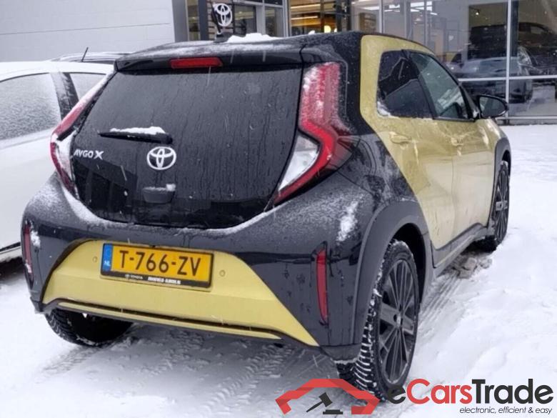 TOYOTA Aygo X 1.0 VVT-i S-CVT Premium #4