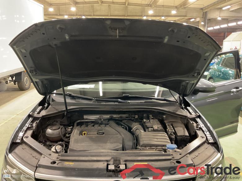 VOLKSWAGEN TIGUAN ALLSPACE 1.5 TSI ACT Platinum OPF DSG #6