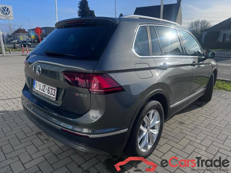 VOLKSWAGEN Tiguan Tiguan Highline 1.4 TSI 4Motion 110kW (150pk) 6 versnellingen DSG
