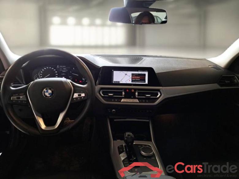 BMW SERIE 3 / 2018 / 4P / BERLINA 318D 48V BUSINESS ADVANTAGE AUTO #3