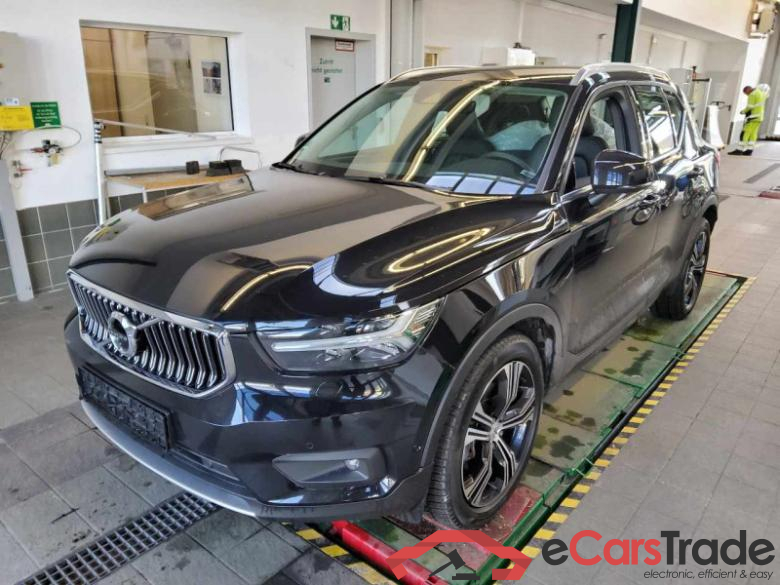 Volvo XC40 (2017->) DE - SUV5 B4 2WD EU6d, Inscription (EURO 6d), 2020 - 2022