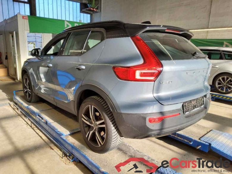 Volvo XC40 (2017->) DE - SUV5 B4 2WD EU6d, R-Design (EURO 6d), 2020 - 2022 #4