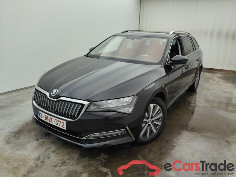 Skoda Superb Combi 1.4 TSI iV 160kW DSG6 Clever 5d #1