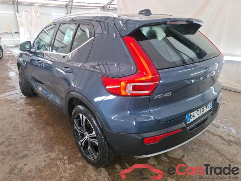 VOLVO XC40 / 2017 / 5P / SUV Recharge T4 211 DCT7 Inscription #2