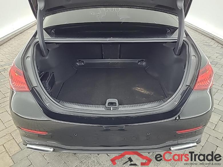 MERCEDES-BENZ C-Klasse Limousine C 200 Launch Edition AMG Line 4D 150kW #5