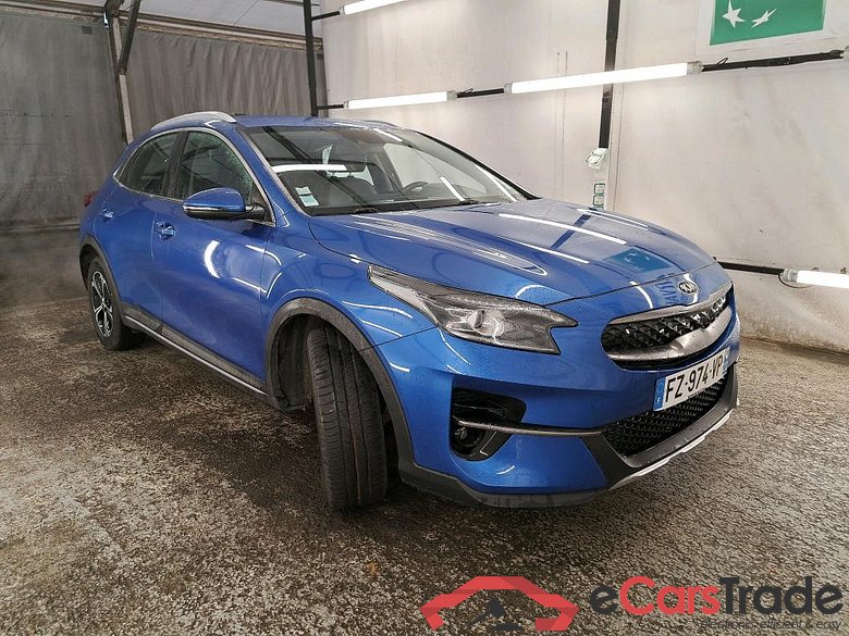 KIA XCeed / 2019 / 5P / Crossover 1.6 GDI ISG ISG PHEV ACTIVE BUS DCT6 #4