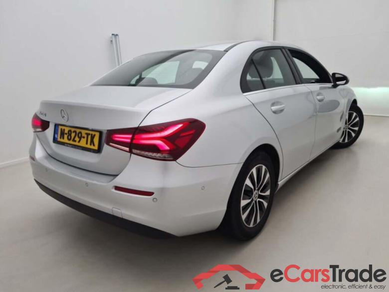 MERCEDES-BENZ A-klasse 200 Business Solution Luxury #2