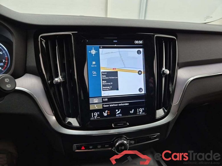 VOLVO V60 2.0 B3 Momen Bns #6