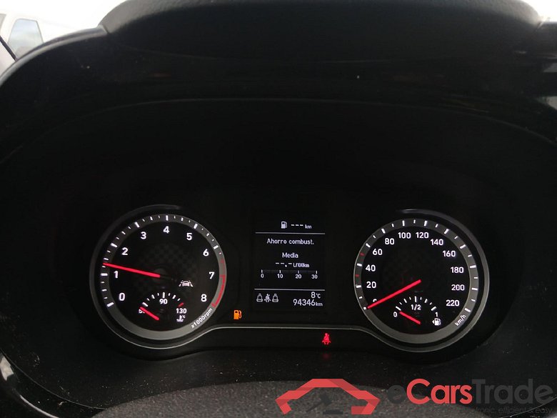 HYUNDAI i10 / 2020 / 5P / berlina con portón 1.0 Klass #4