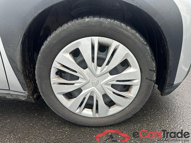 TOYOTA Aygo X Aygo X 1.0i VVT-i X play CVT #6