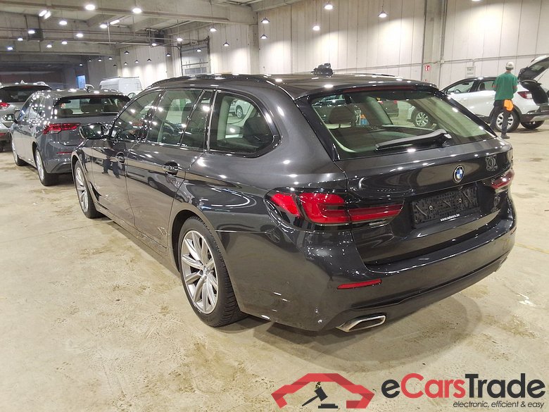 BMW 5-serie 2.0 518D 100KW TOURING AUTO #2
