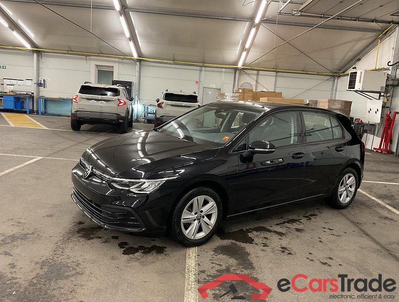 VOLKSWAGEN Golf VIII New Golf Life 1.0 eTSI 81 kW (110 ch) 7 vitesses DSG #1