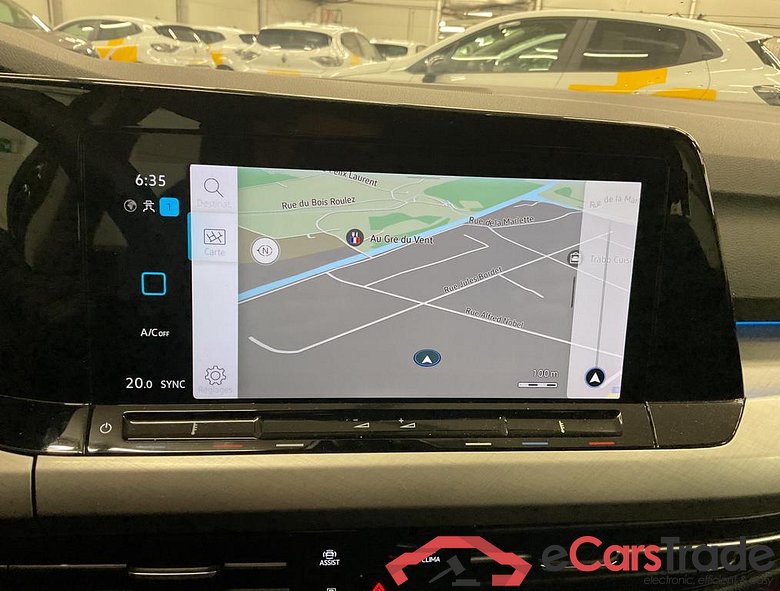 VOLKSWAGEN Golf VIII New Golf Life 1.0 eTSI 81 kW (110 ch) 7 vitesses DSG #5