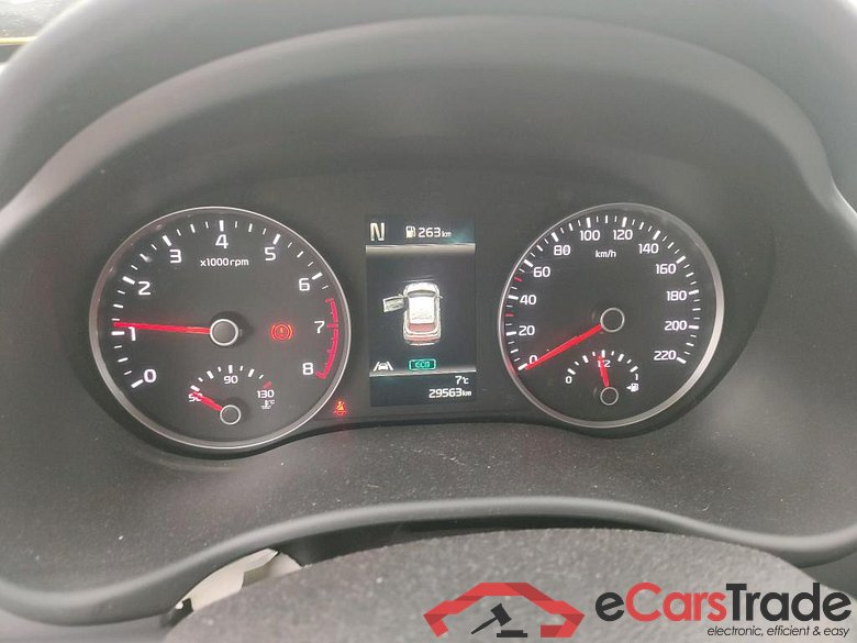 KIA Stonic / 2017 / 5P / todoterreno 1.0 T-GDi 88kW (120CV) MHEV iMT Drive #4