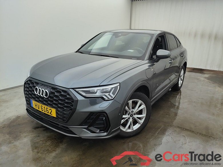 AUDI Q3 SPORTBACK 45 TFSIe 245hp S Line S tronic (EU6d-TEMP) 5d #1