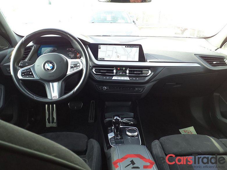 BMW 118i M-Sport Aut. Pano LED-Xenon LC-Pro Harman/Kardon ACC Navi-Pro Sport-Alcantara KeylessGo Camera Klima PDC ... #4