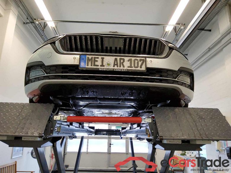 Skoda Octavia Combi (NX5)(01.2020->) DE - Kb5 2.0 TDI DPF EU6d, Style (EURO 6d), 2020 - 2023 #5