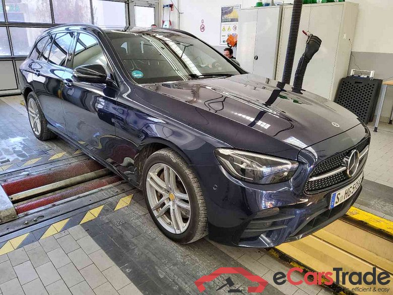 Mercedes-Benz E T-Modell (BM 213)(06.2016->) DE - Kb5 E 300 de EU6d, T de AMG Line 4Matic (EURO 6d), (Facelift) 2020 - 2023 #2