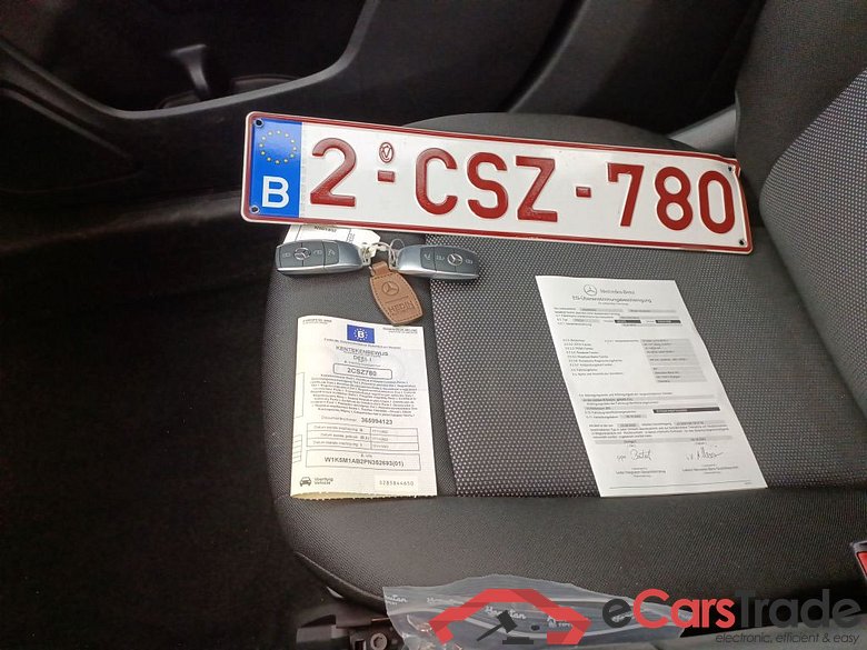 Mercedes-Benz CLA Shooting Brake CLA 180 d Business Line 5d #4