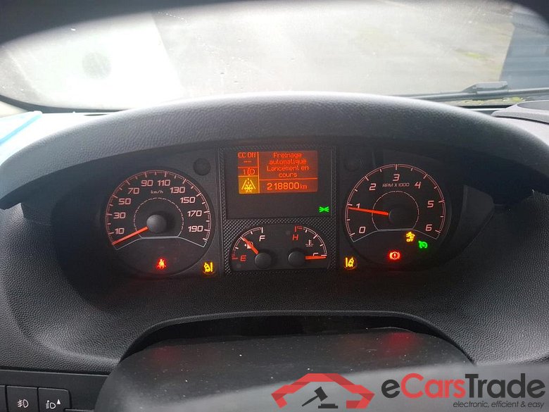 Boxer Fourgon Surélevé 335 L3H2 Asphalt BlueHDi 165 Stop&Start 2.2 165CV BVM6 #6