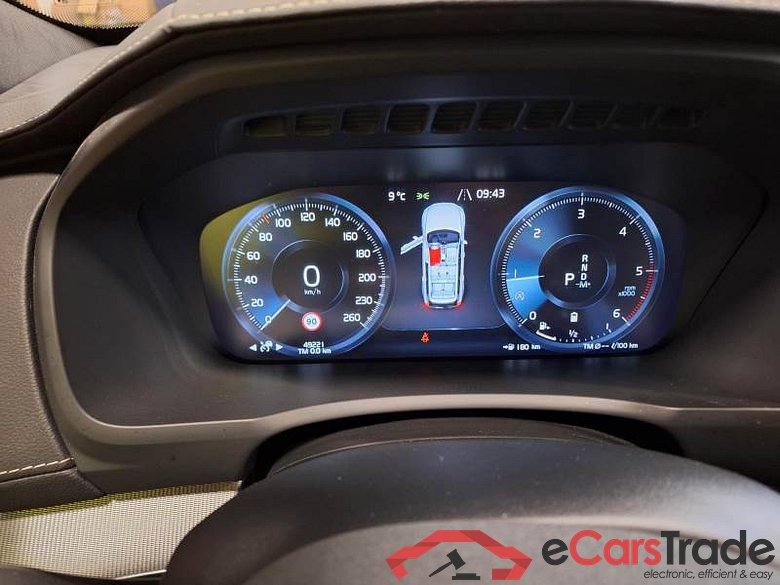 VOLVO XC90 / 2014 / 5P / SUV B5 D AWD AUTOMATICO 7P R-DESIGN #4