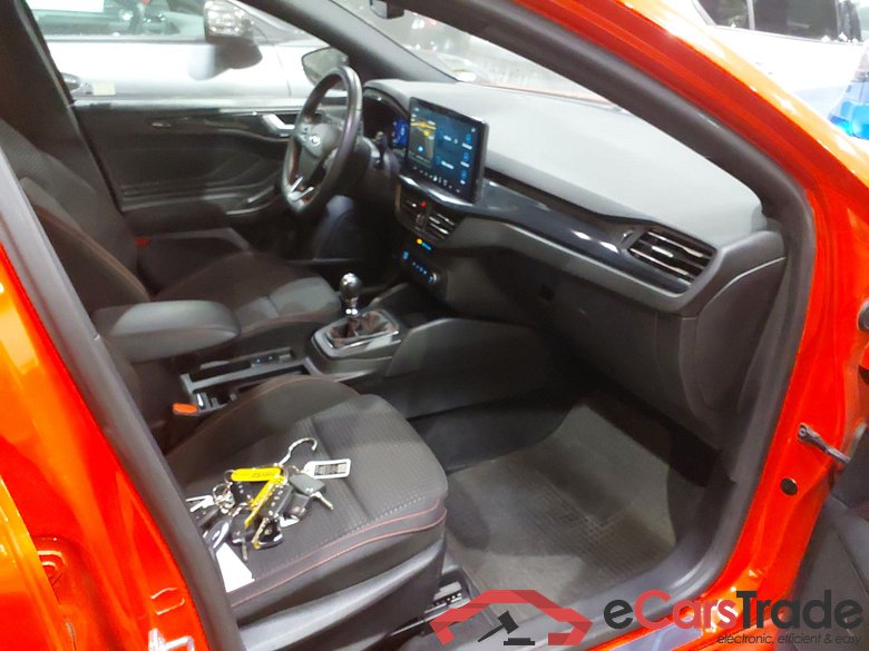 FORD Focus 1.0 EcoBoost 125 ST Line #3