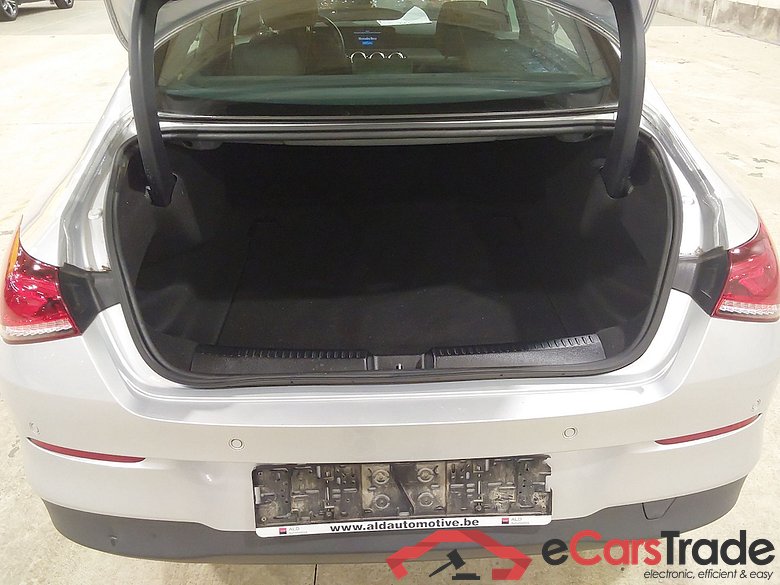 MERCEDES-BENZ CLA 2.0 CLA 180 D BUS SOLUTION ESSENTIAL #3