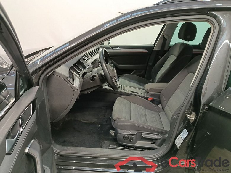 Volkswagen Passat Variant 2.0 TDI 90kW DSG Style Business 5d #3