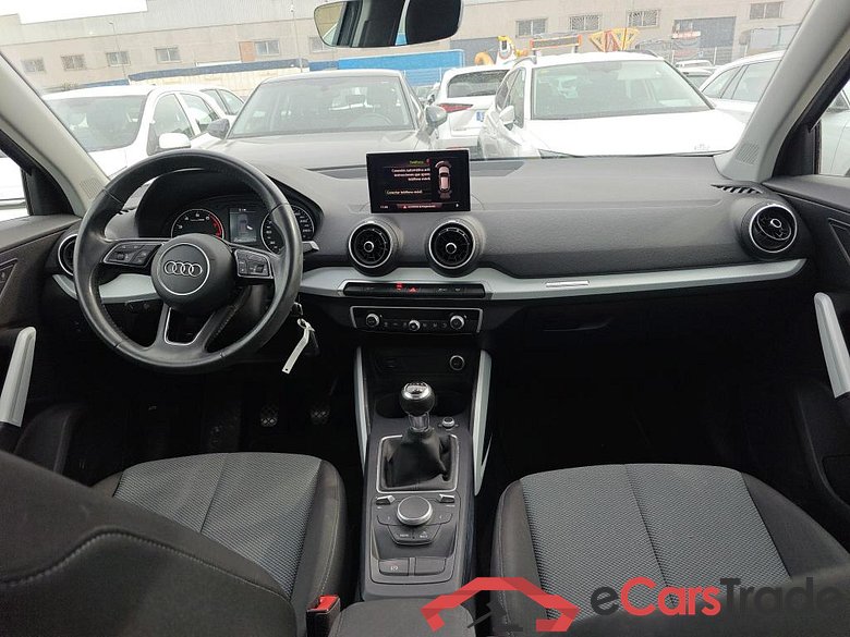 AUDI Q2 / 2016 / 5P / todoterreno Design 30 TFSI 85kW (116CV) #3