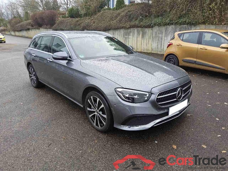 Mercedes-Benz E T-Modell (BM 213)(06.2016->) DE - Kb5 E 300 de EU6d, T de Avantgarde 4Matic (EURO 6d), (Facelift) 2020 - 2023 #2