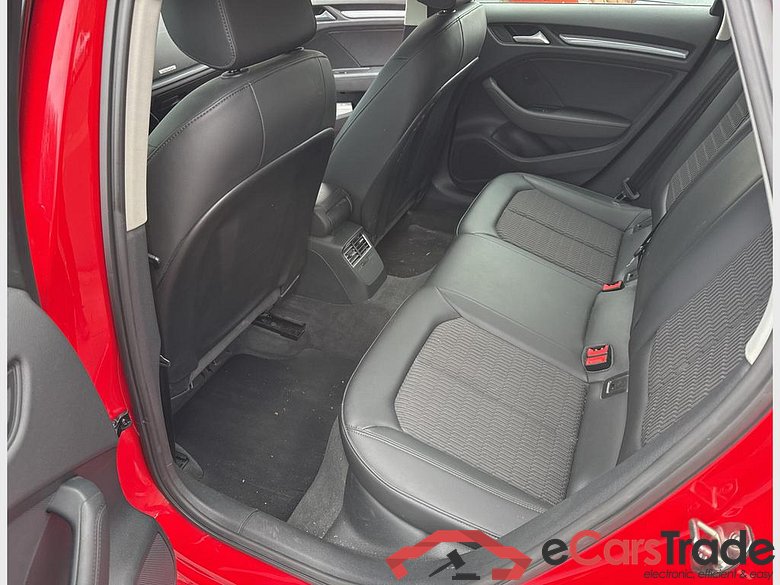AUDI A3 Sportback e-tron (PHEV) Audi A3 Sportback Ambiente 1.4 TFSI e-tron  110(150) kW(ch) S tronic #4